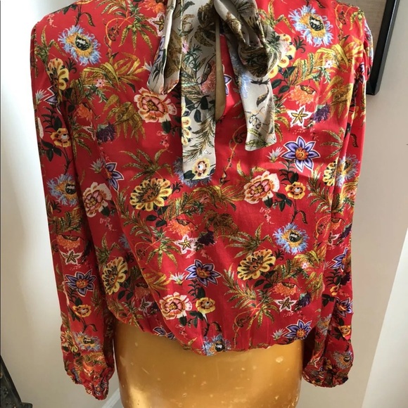 Gorgeous Anthropologie blouse feels like silk! - Picture 5 of 7